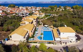 Kavos Plaza