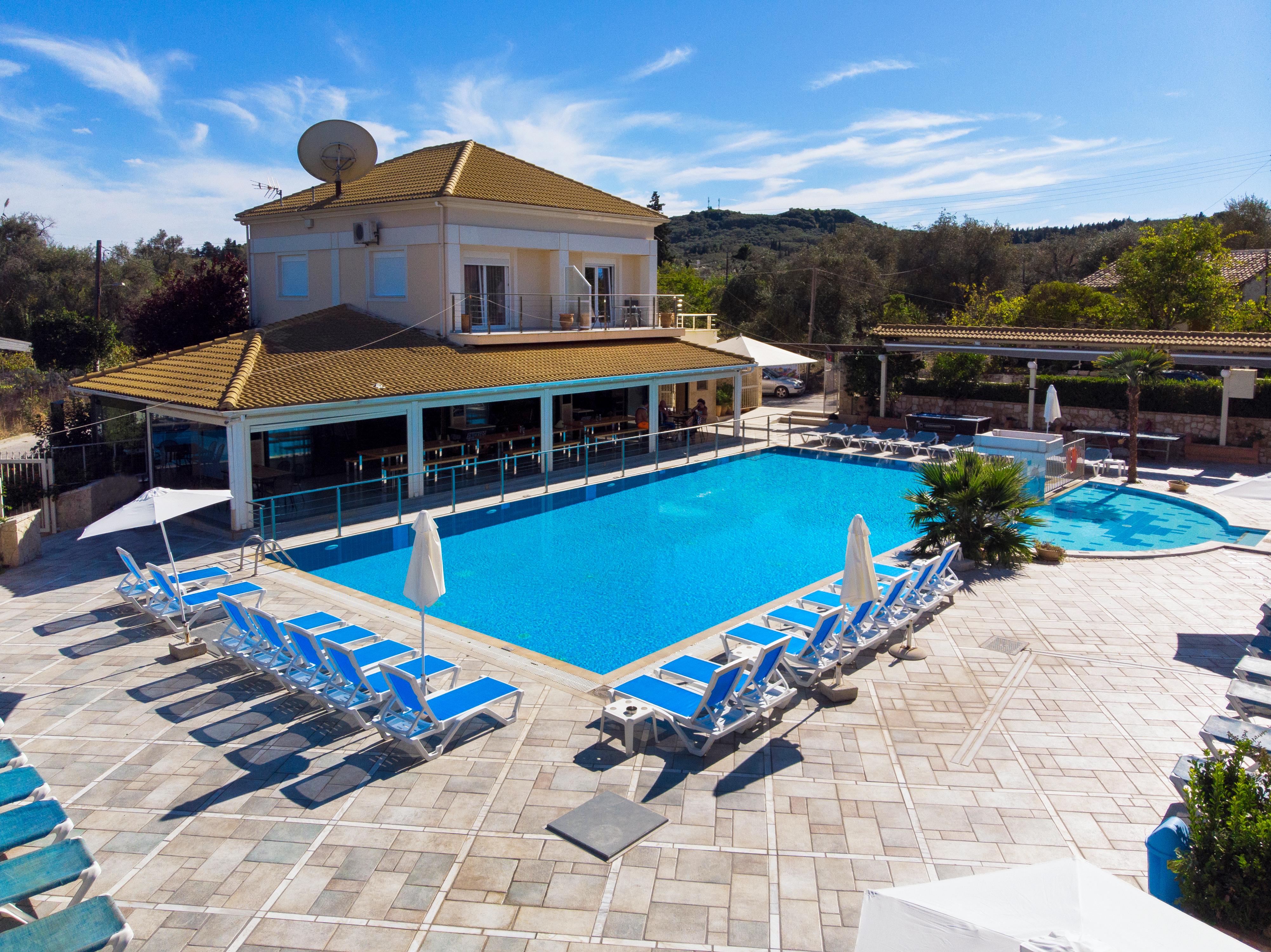 Kavos Plaza Hotel Экстерьер фото