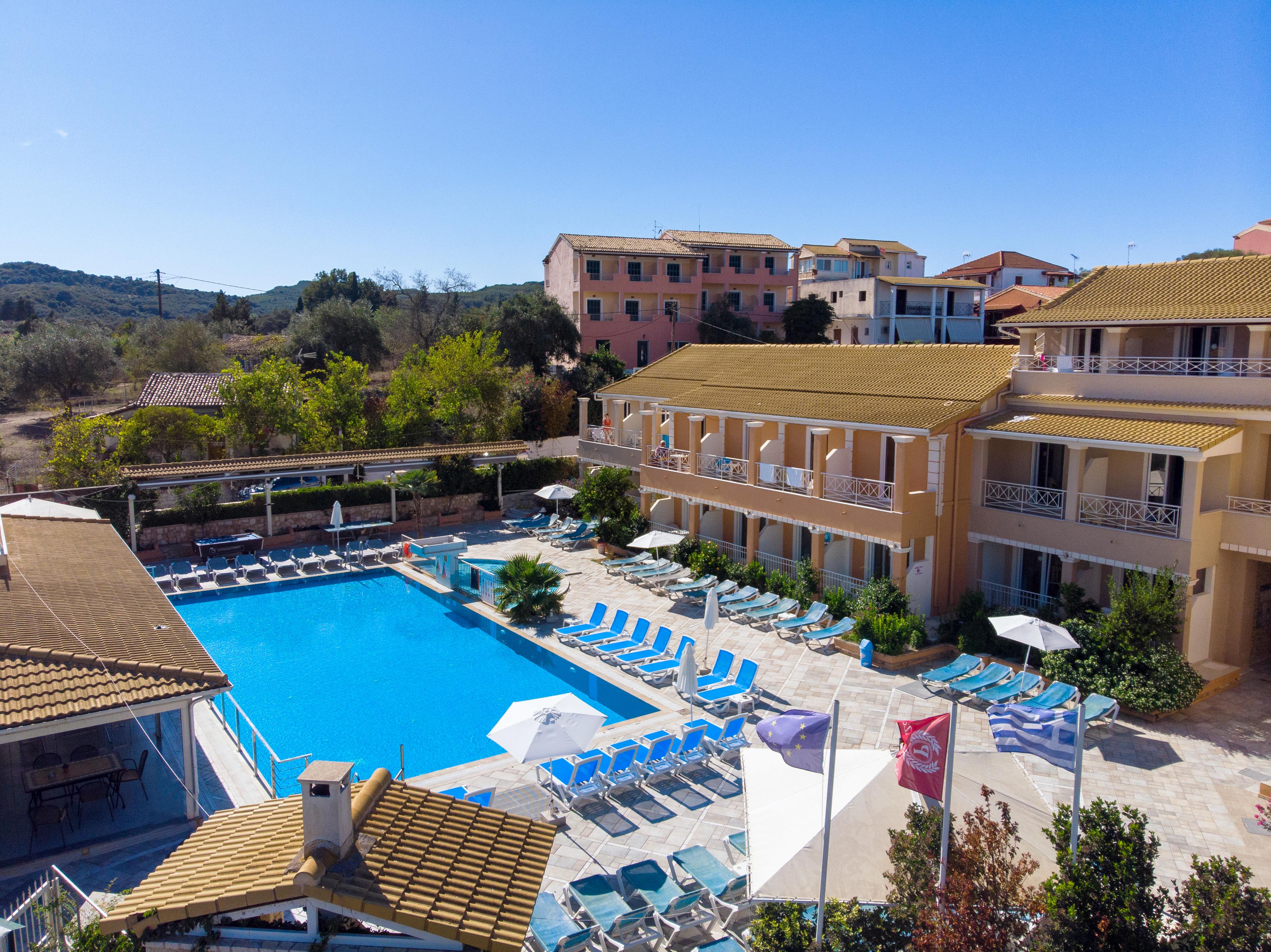 Kavos Plaza Hotel Экстерьер фото