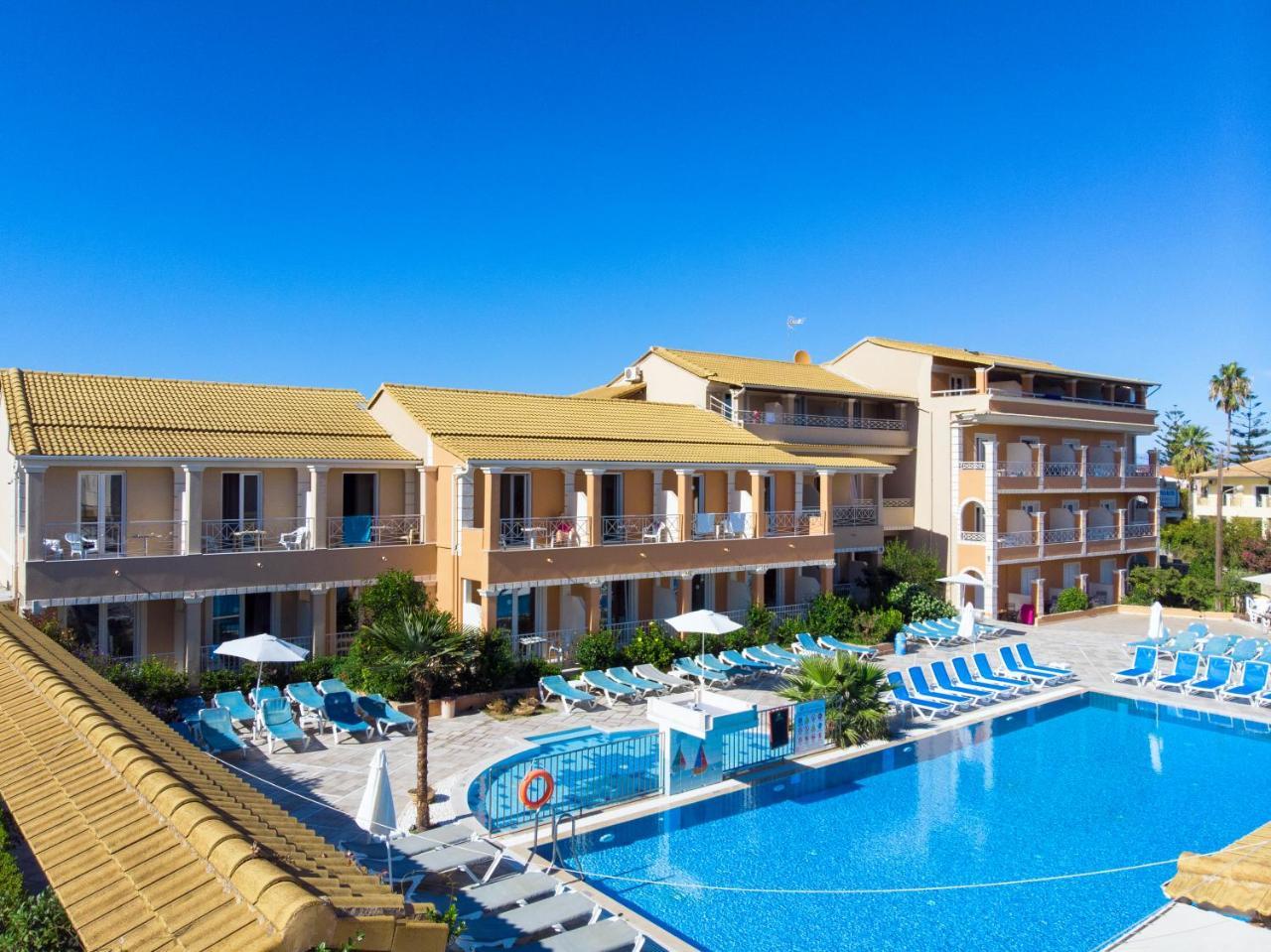 Kavos Plaza Hotel Экстерьер фото