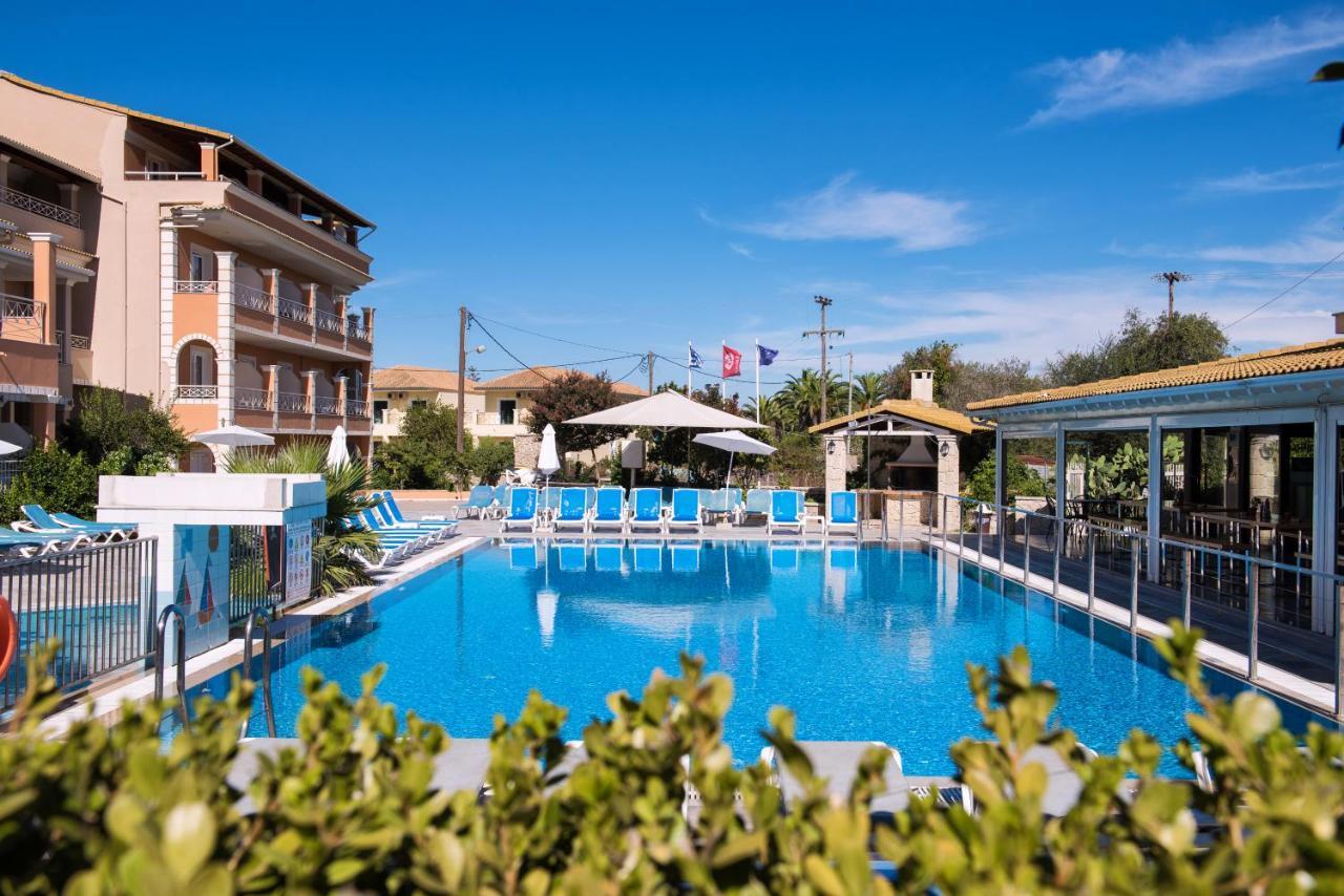 Kavos Plaza Hotel Экстерьер фото